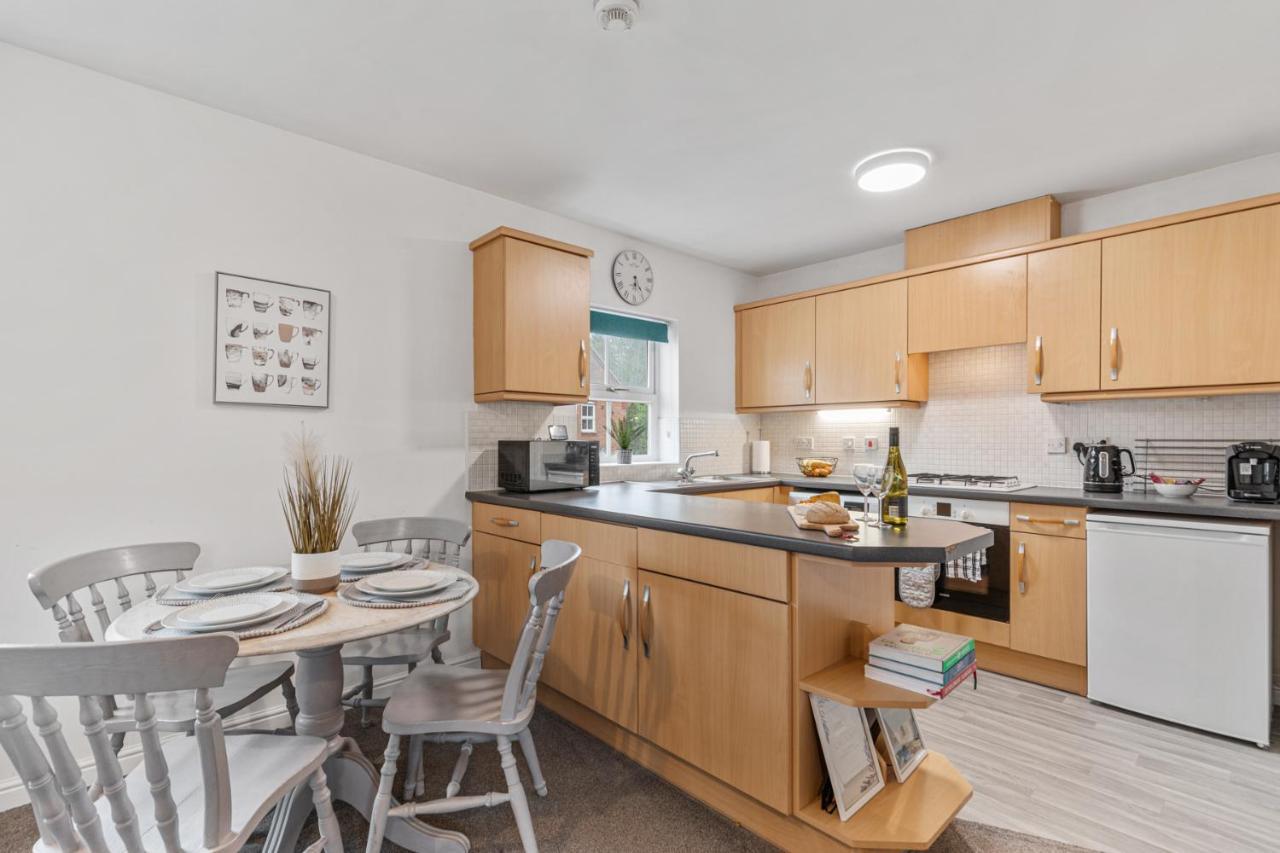 Silver Stag Properties, Modern 2 Bedroom House Thringstone Eksteriør billede