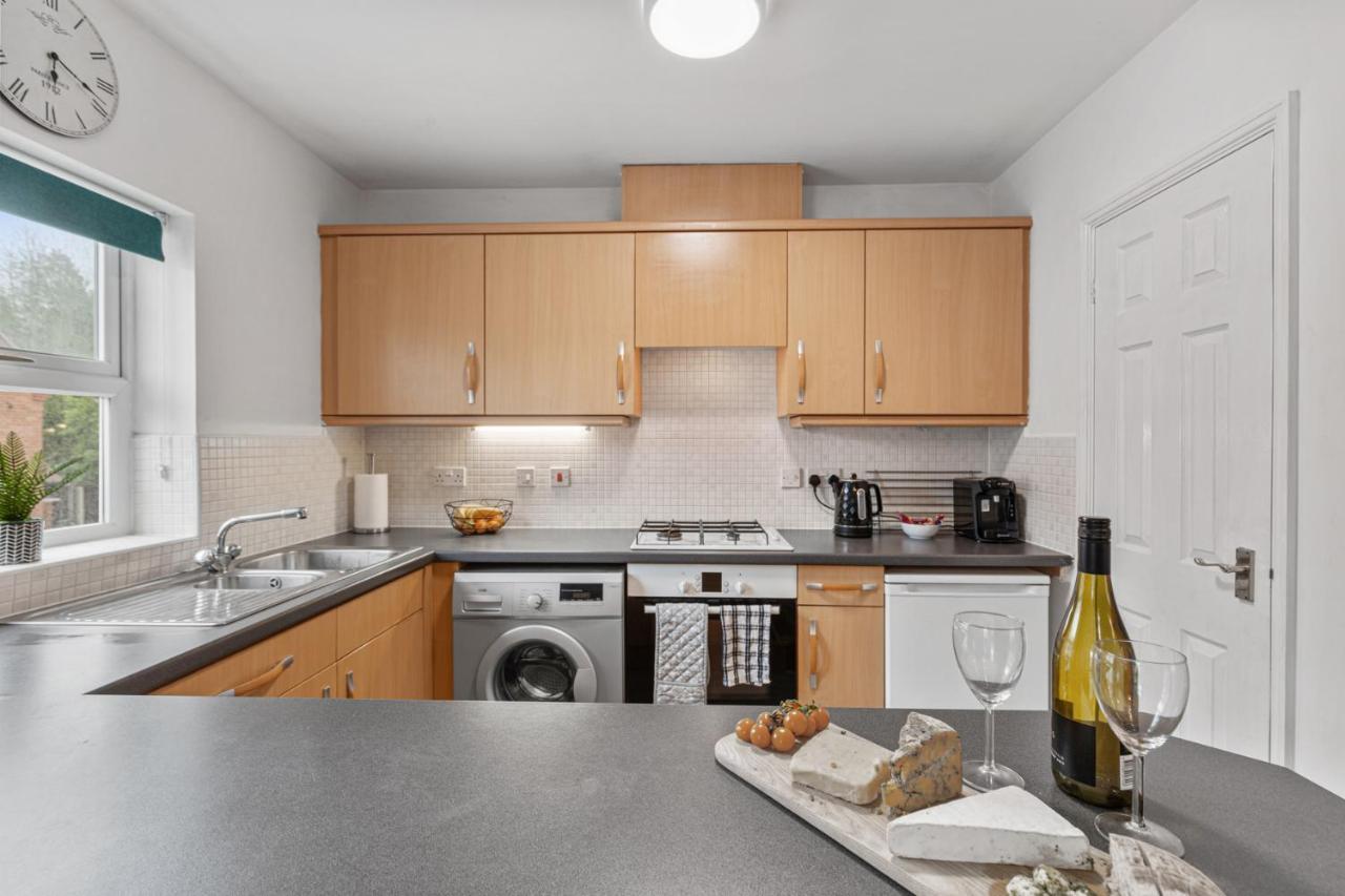 Silver Stag Properties, Modern 2 Bedroom House Thringstone Eksteriør billede